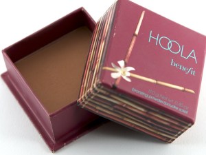 Benefit-Hoola-215